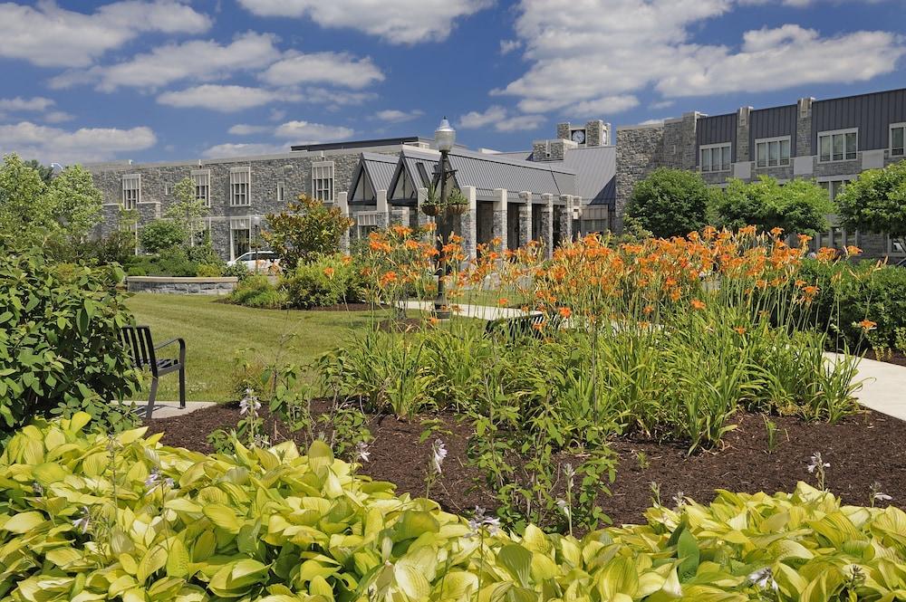 The Inn At Virginia Tech - On Campus Blacksburg Exterior photo